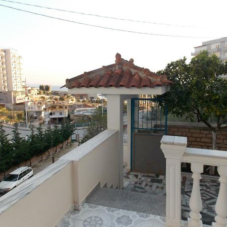 Apartment Dejvi ซารานเดอ ภายนอก รูปภาพ