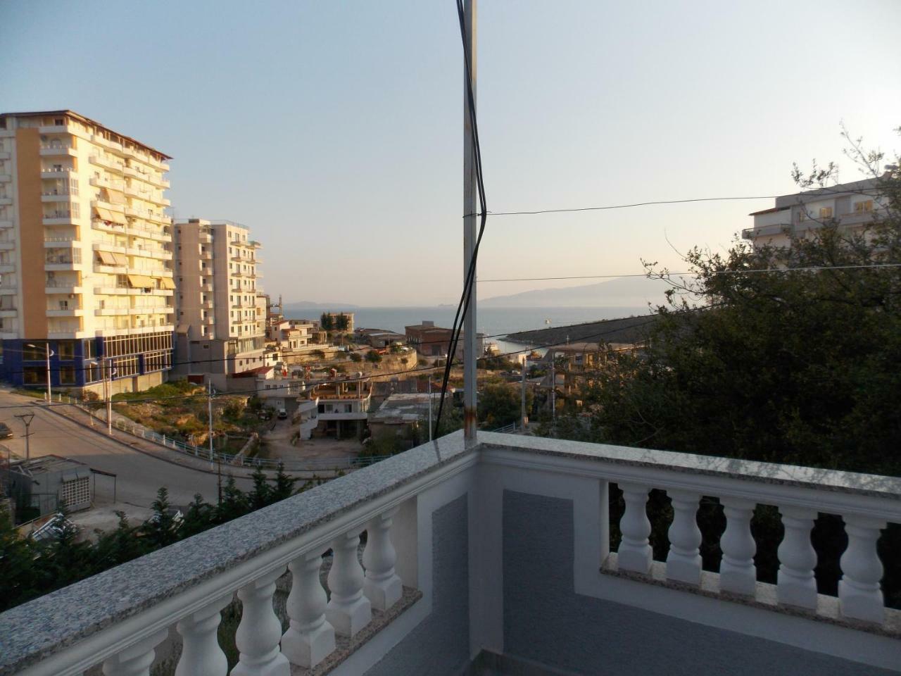 Apartment Dejvi ซารานเดอ ภายนอก รูปภาพ