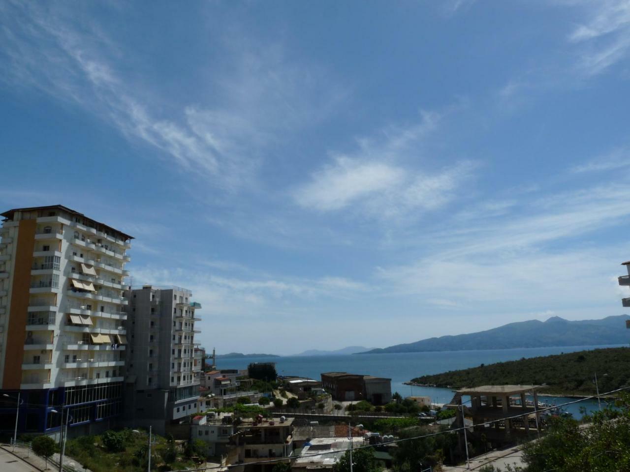 Apartment Dejvi ซารานเดอ ภายนอก รูปภาพ